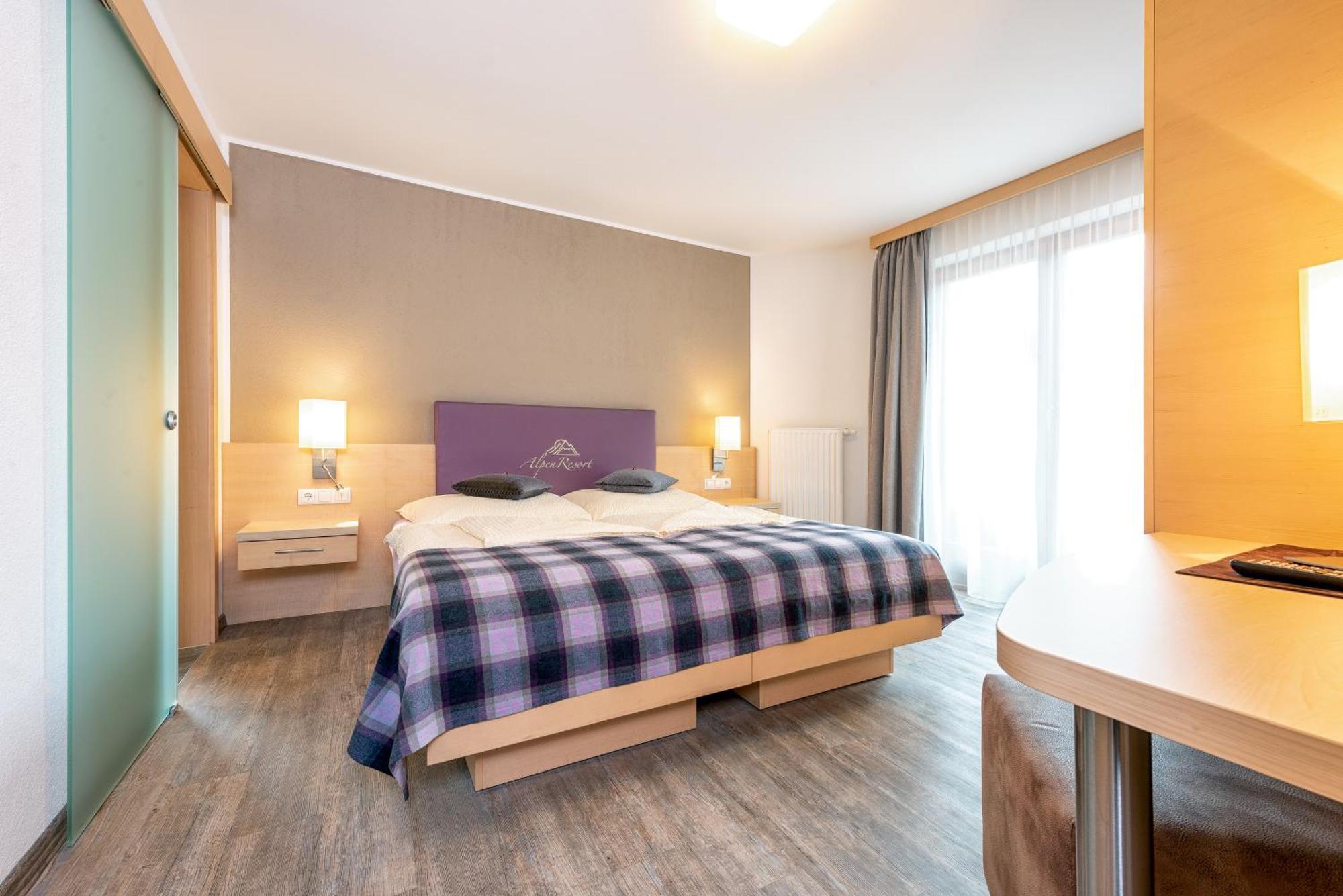 Alpenresort Thanner Aparthotel 4*
